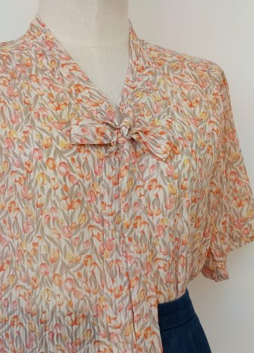 Camisa VINTAGE tulipanes TALLA 36-40