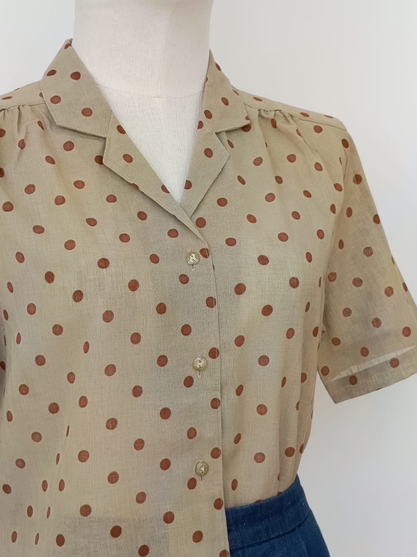 Camisa VINTAGE oliva lunares TALLA 34