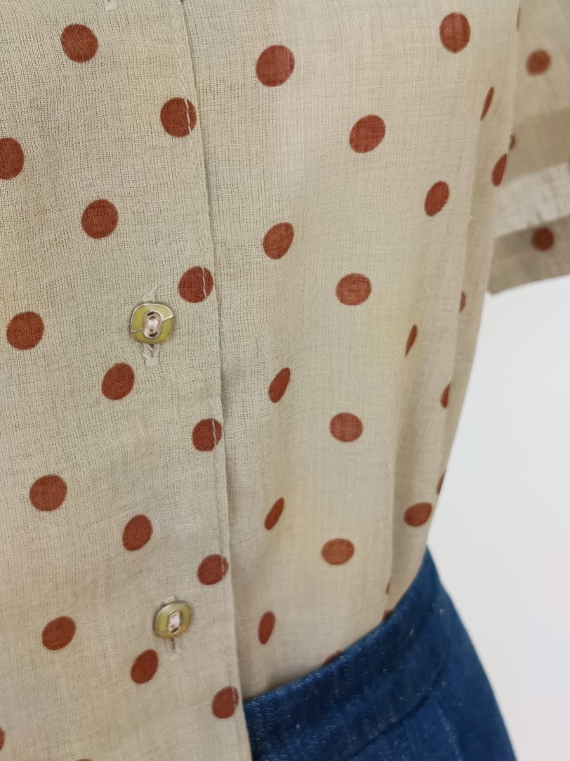 Camisa VINTAGE oliva lunares TALLA 34 - Imagen 3