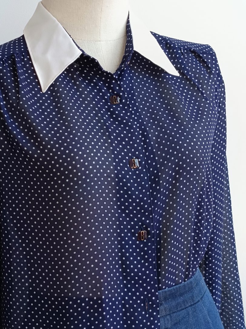 Camisa VINTAGE lunares cuello blanco TALLA 36-38