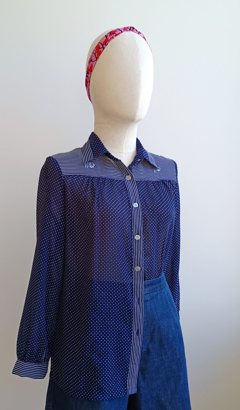 Camisa VINTAGE lunarcitos uva TALLA 34 - Imagen 2