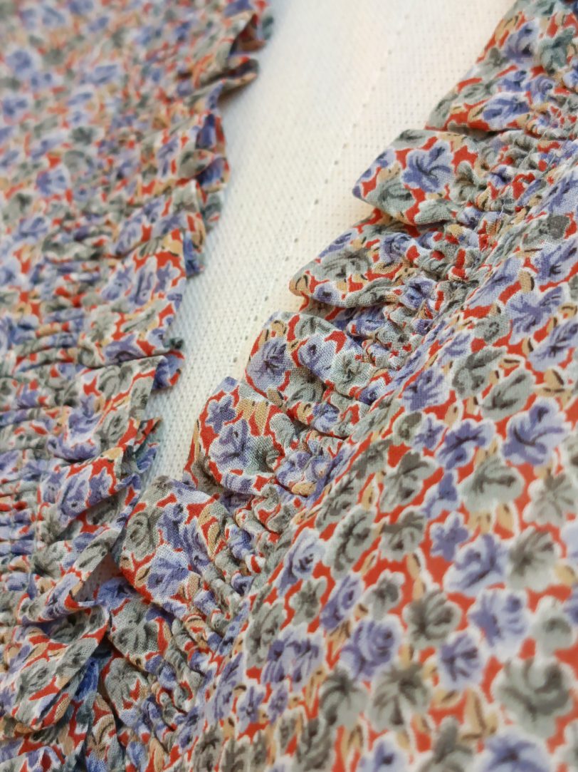 Camisa VINTAGE cuello pico TALLA 42 - Imagen 3