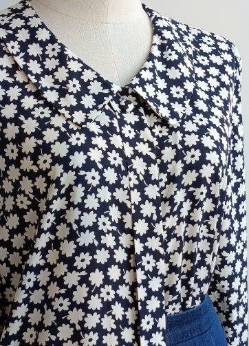 Camisa VINTAGE azul margaritas blancas TALLA 42-44