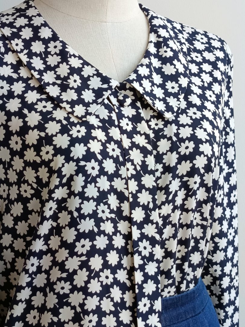 Camisa VINTAGE azul margaritas blancas TALLA 42-44