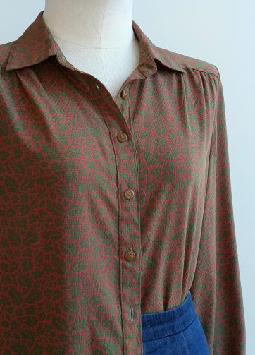 Camisa VINTAGE hojas kakis TALLA 36