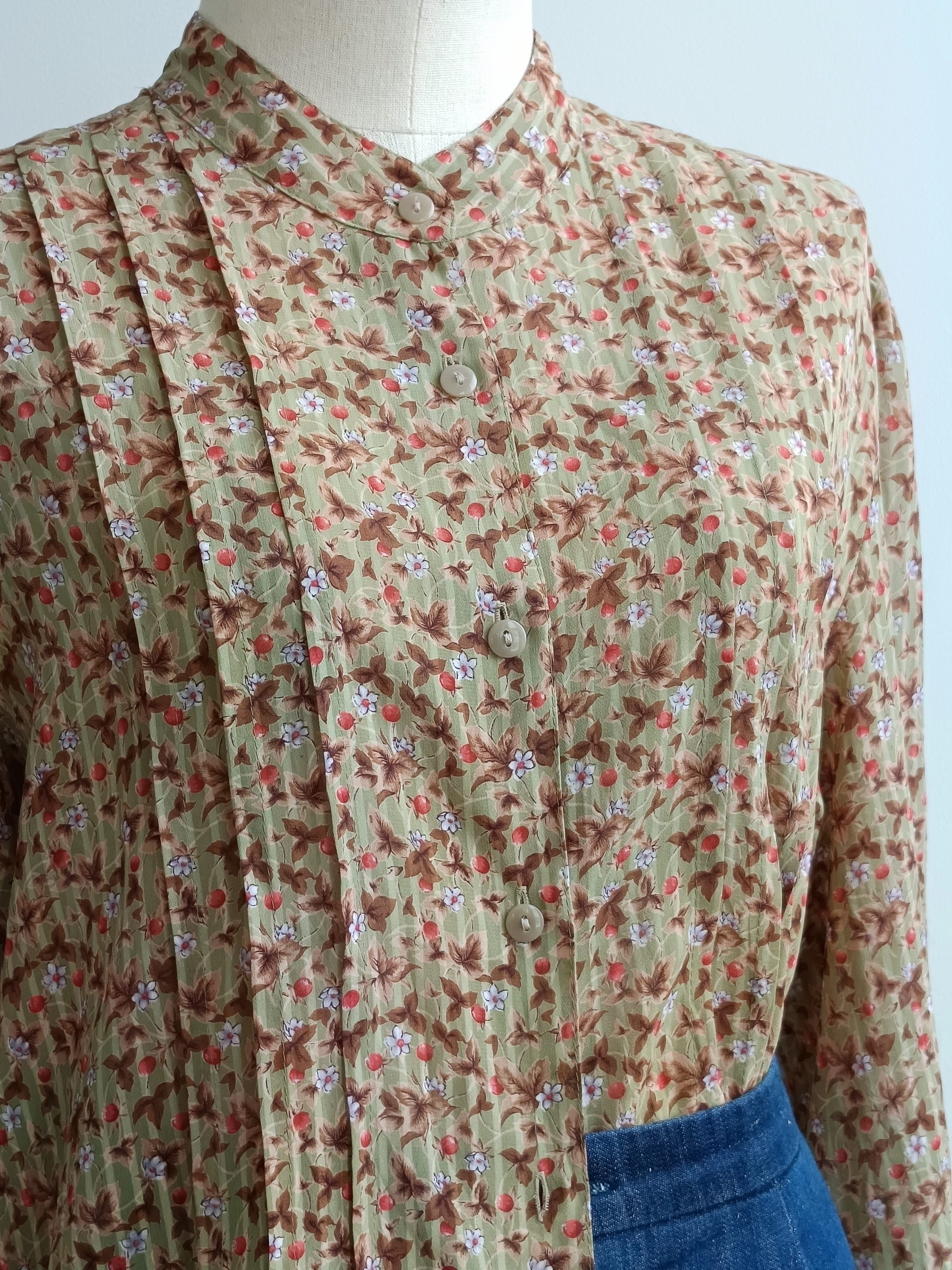 Camisa VINTAGE endrinas TALLA 42-44