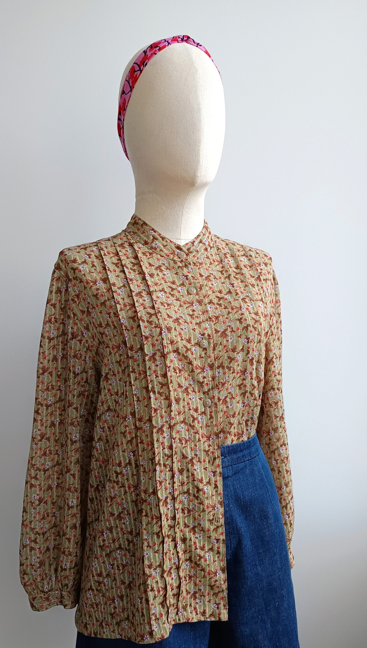 Camisa VINTAGE endrinas TALLA 42-44 - Imagen 2