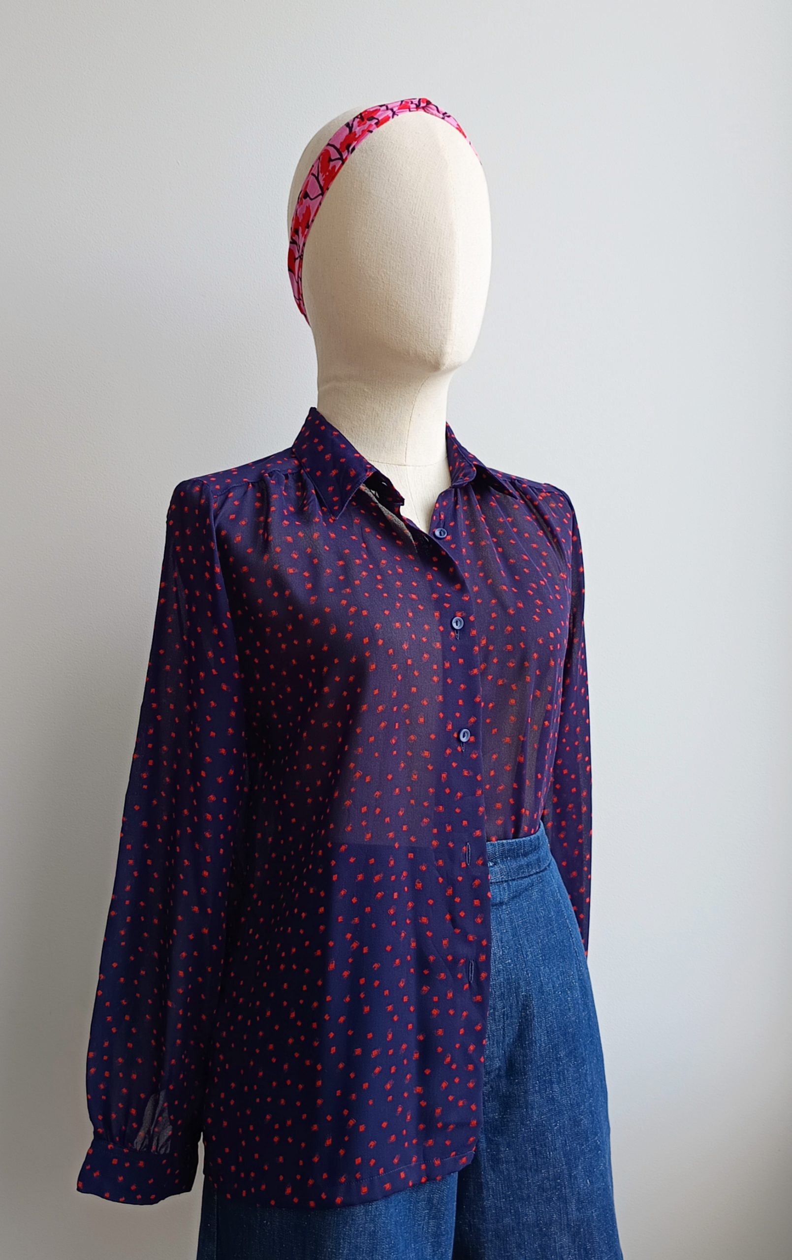 Camisa VINTAGE azul cubitos rojos TALLA 34 - Imagen 2