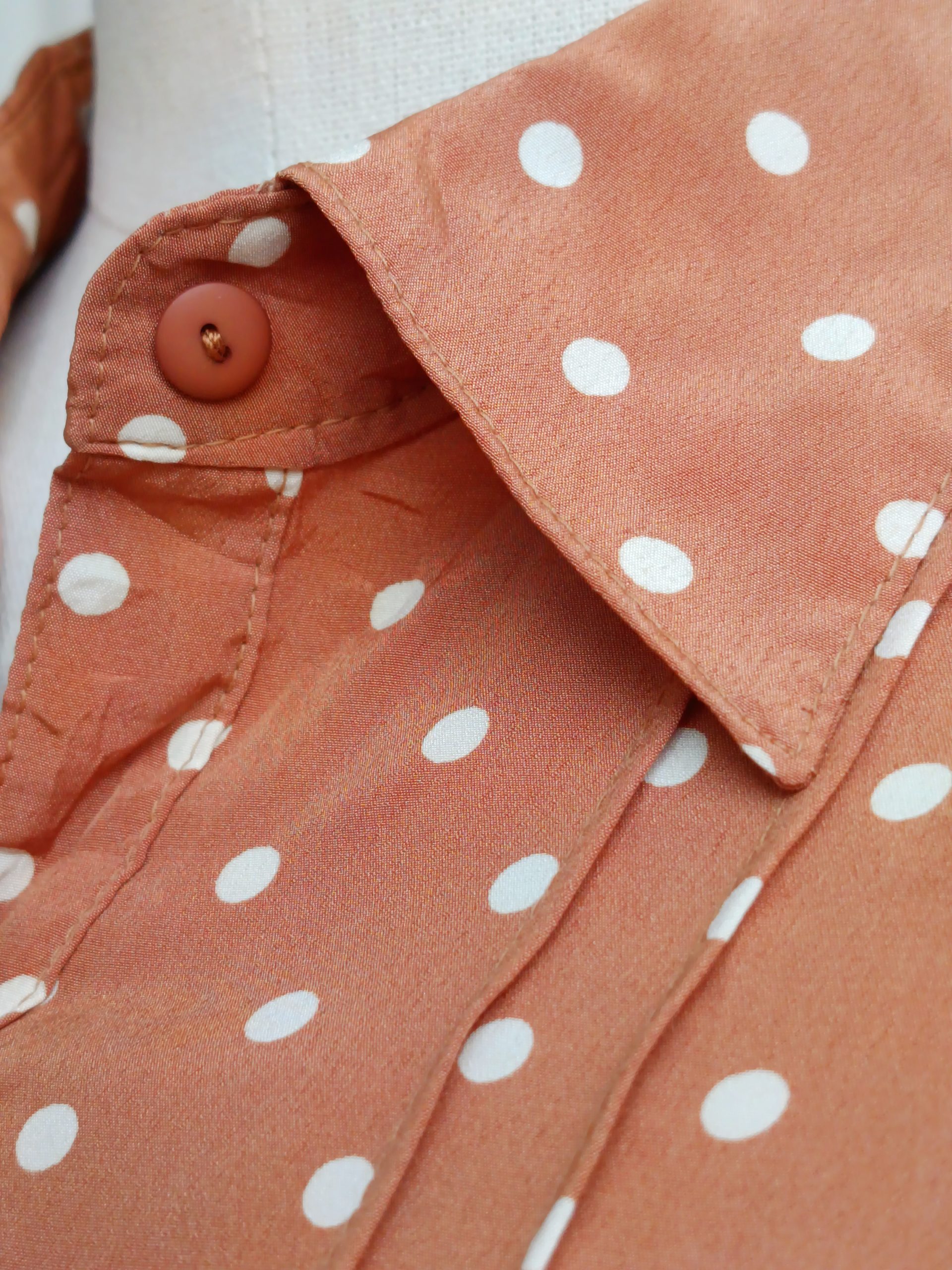 Camisa VINTAGE lunares teja TALLA 34-36 - Imagen 3