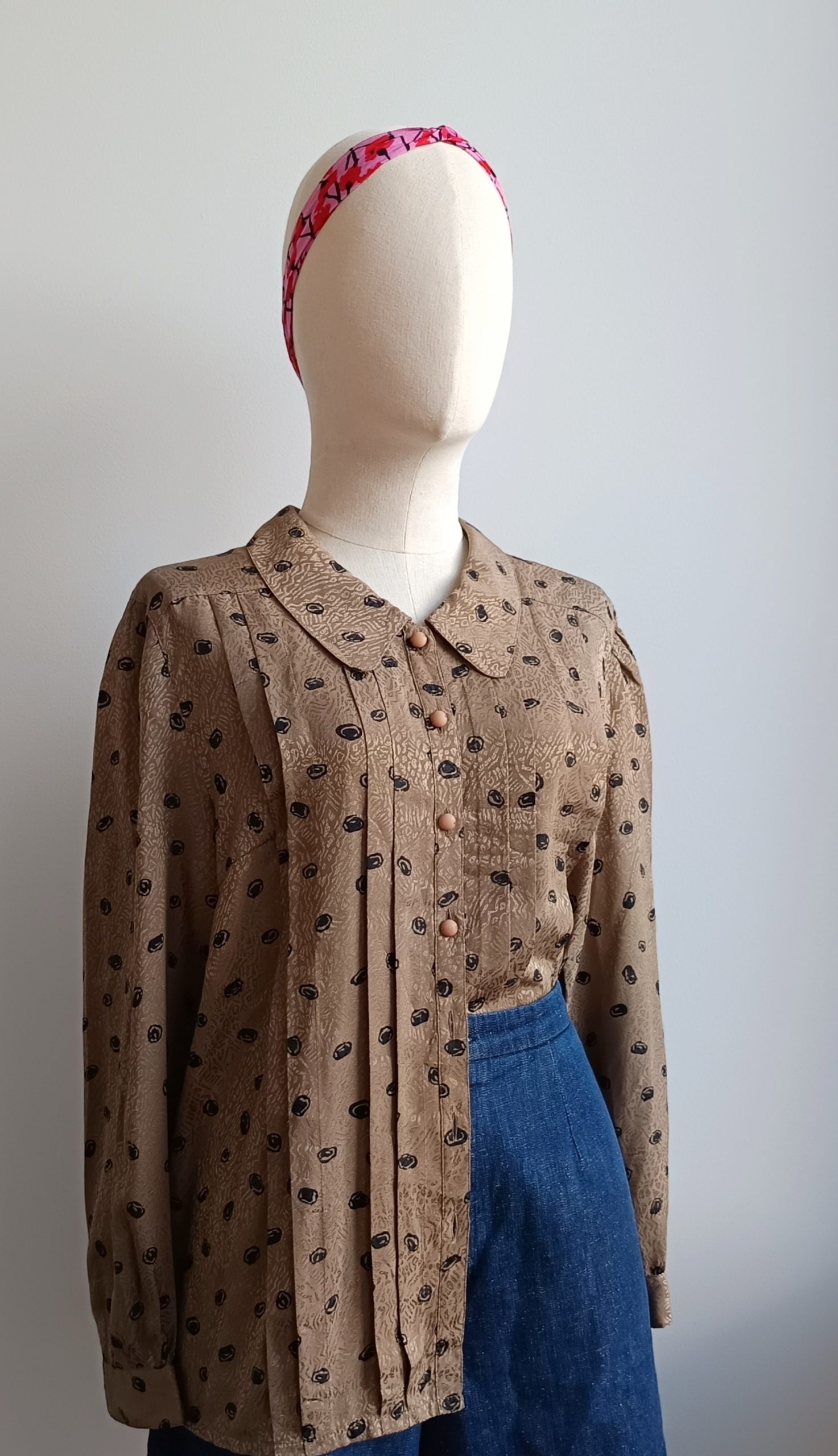 Camisa VINTAGE círculos negros TALLA 42-44 - Imagen 2