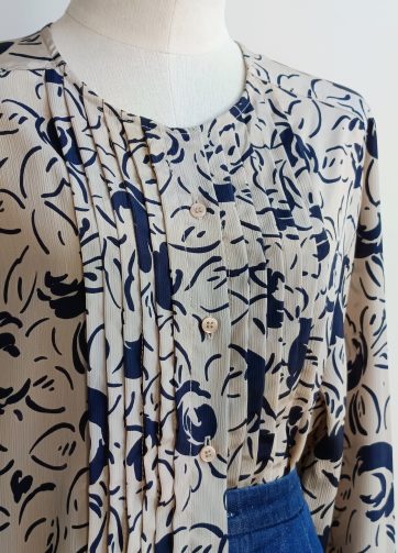 Camisa VINTAGE flor azul marino TALLA 40-42