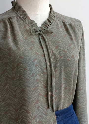 Camisa VINTAGE oliva lacito TALLA 36-38