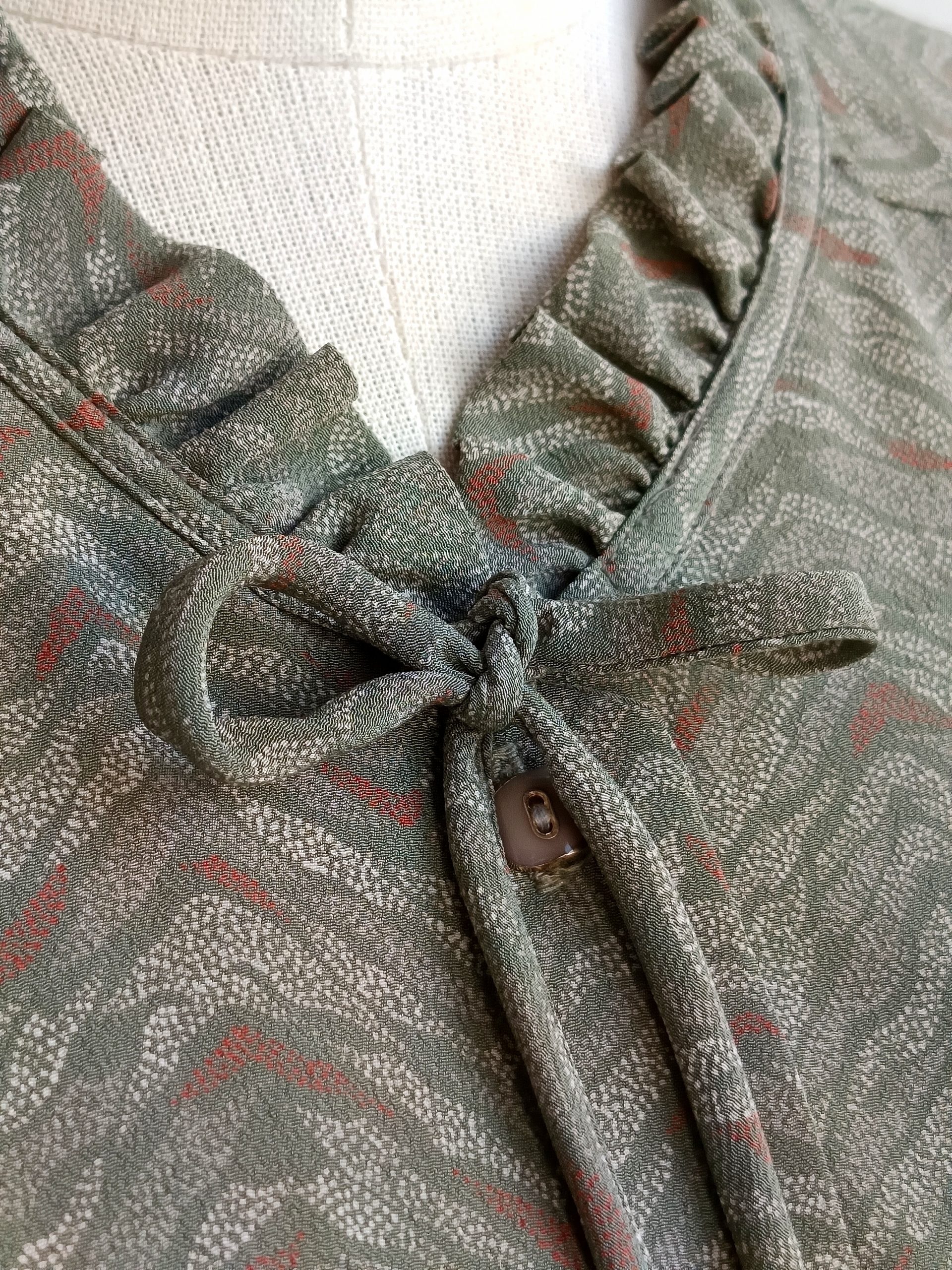 Camisa VINTAGE oliva lacito TALLA 36-38 - Imagen 3