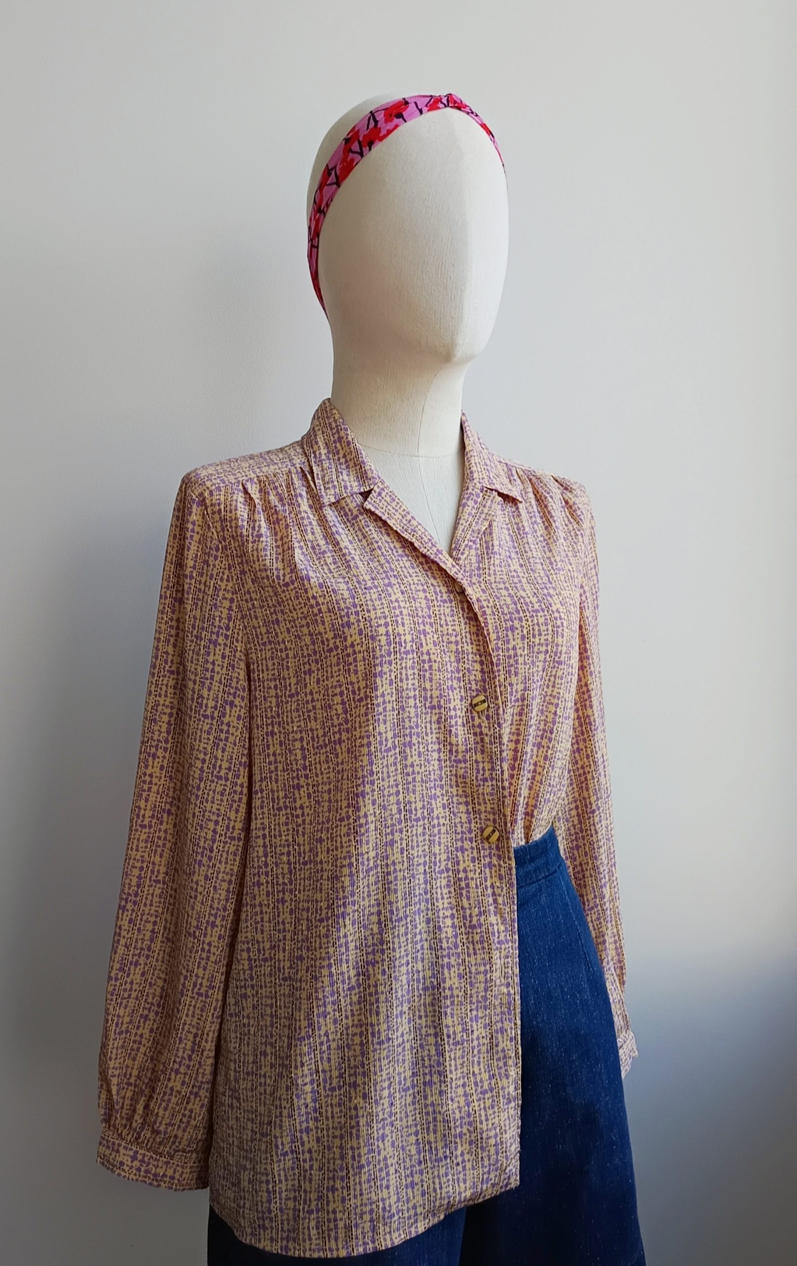 Camisa VINTAGE crema y lila TALLA 36-38 - Imagen 2