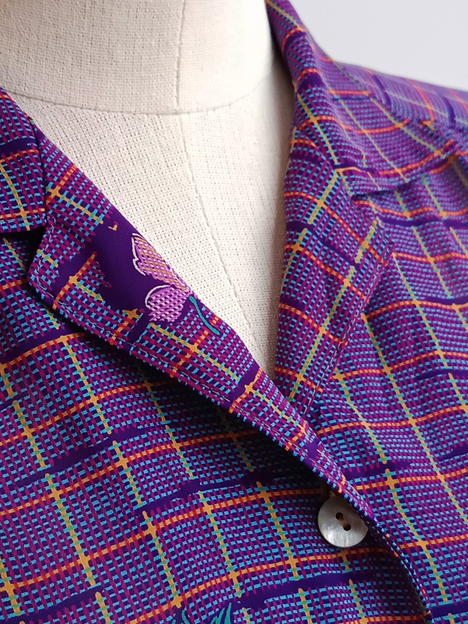 Camisa VINTAGE morada cuadros y flores TALLA 36-40 - Imagen 3