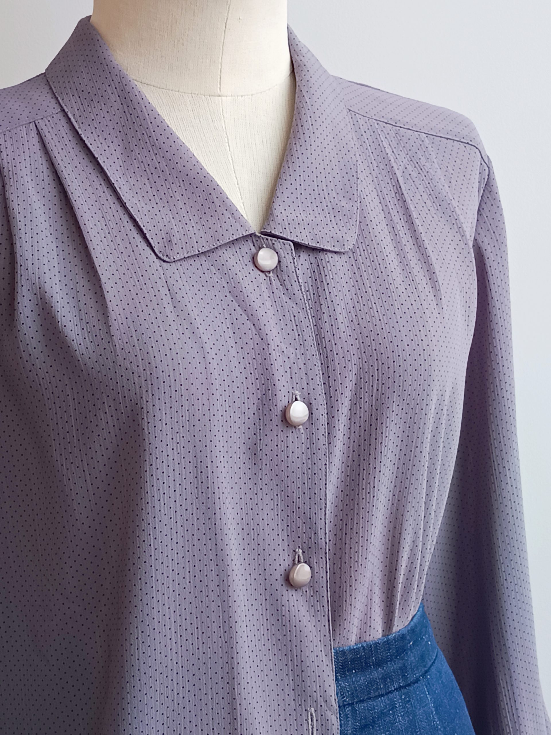 Camisa VINTAGE gris lunarcitos TALLA 40-42