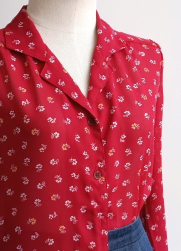 Camisa VINTAGE frambuesa flor blanca TALLA 38-40