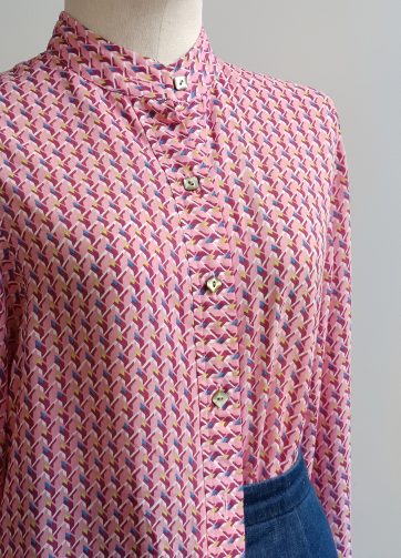 Camisa VINTAGE rosa geométrica TALLA 34