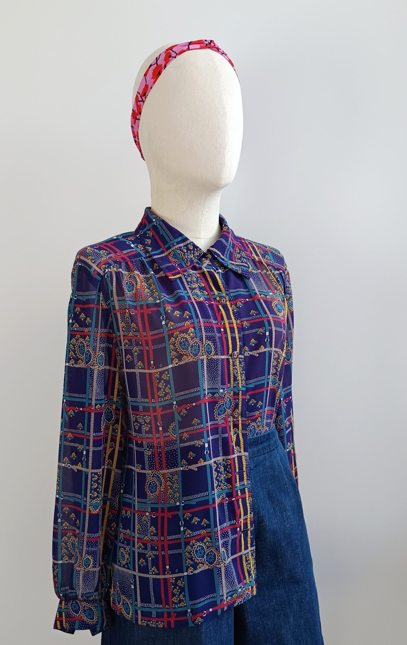 Camisa VINTAGE azul cinturones TALLA 42 - Imagen 2