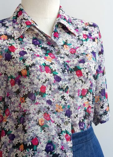 Camisa VINTAGE flores magenta TALLA 44