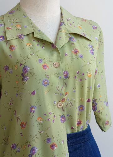 Camisa VINTAGE verde flores finas TALLA 38-40
