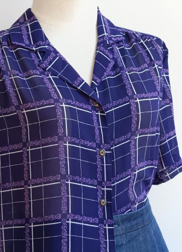 Camisa VINTAGE morada flores TALLA 40-42