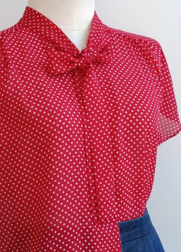 Camisa VINTAGE frambuesa lunares lazo TALLA 34-36