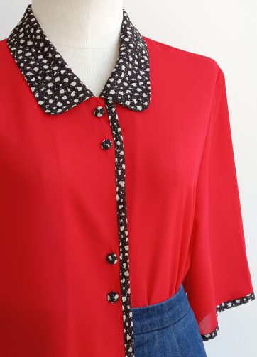 Camisa VINTAGE roja cuello negro TALLA 42-44
