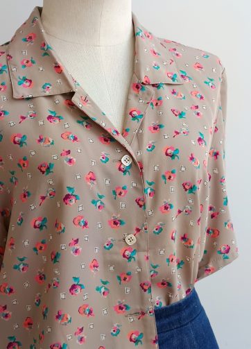 Camisa VINTAGE beige flor coral TALLA 42-44