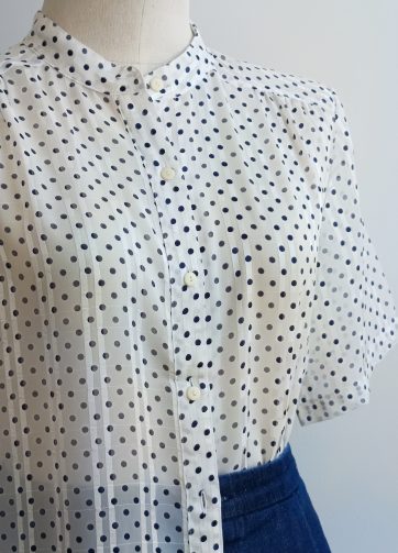 Camisa VINTAGE blanca lunares TALLA 36-38