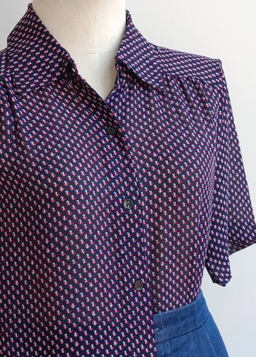 Camisa VINTAGE azul motivo colores TALLA 40-42