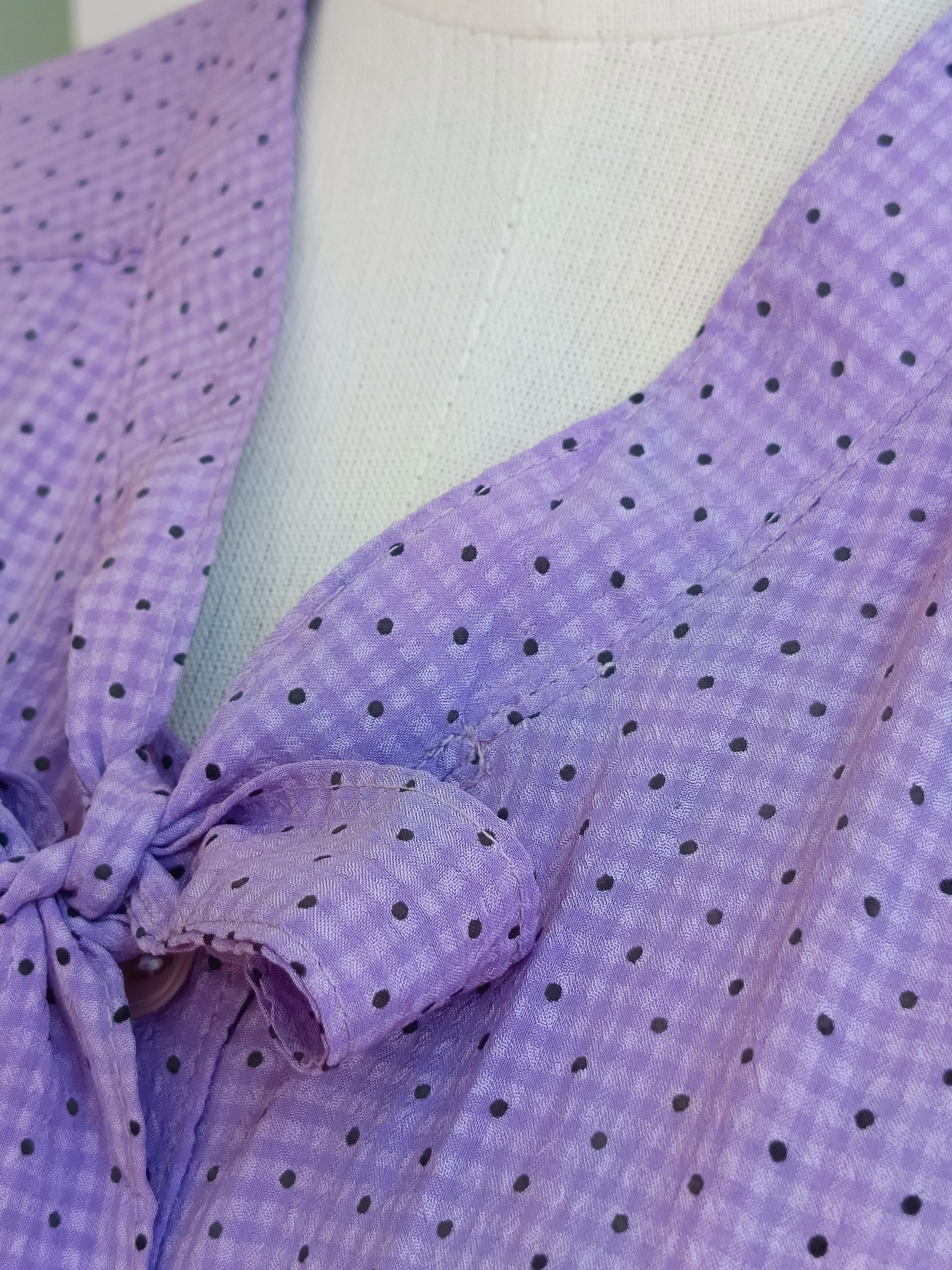 Camisa VINTAGE lila lunarcitos TALLA 44 - Imagen 3