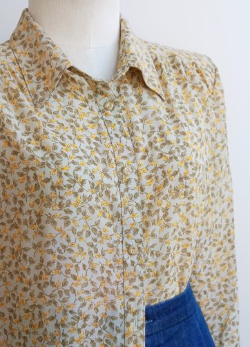 Camisa VINTAGE verde agua flores TALLA 40-42